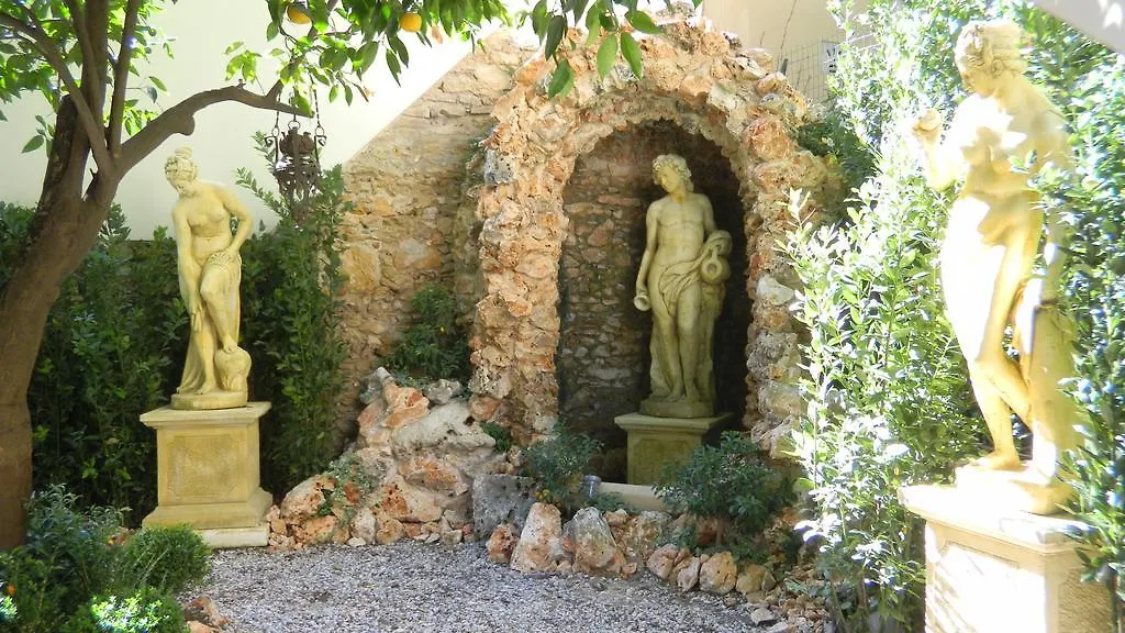 Al Teatro Hotel Livorno